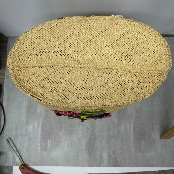 Vintage Embroidered Raffia Straw Tote 3D Floral Boho Market Bag Wooden Handles - Picture 8 of 12
